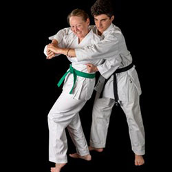 karateacademysydney-teens-adults-classes-2